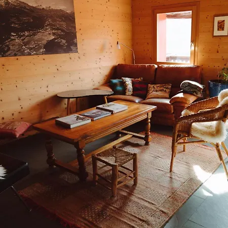 Charming House With View Of The Rhone Valley Tatil Evi