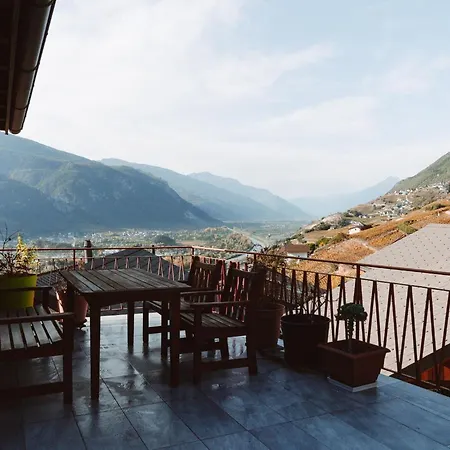 Charming House With View Of The Rhone Valley Tatil Evi